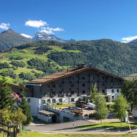 B 014 By Interhome *