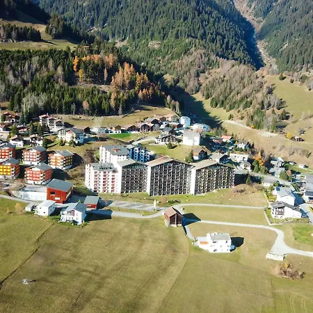 B 014 By Interhome *